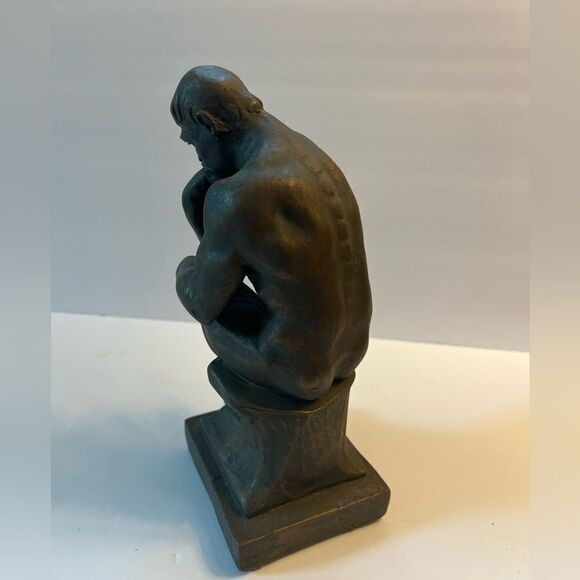 The Thinker Statue - Picture 3 of 9